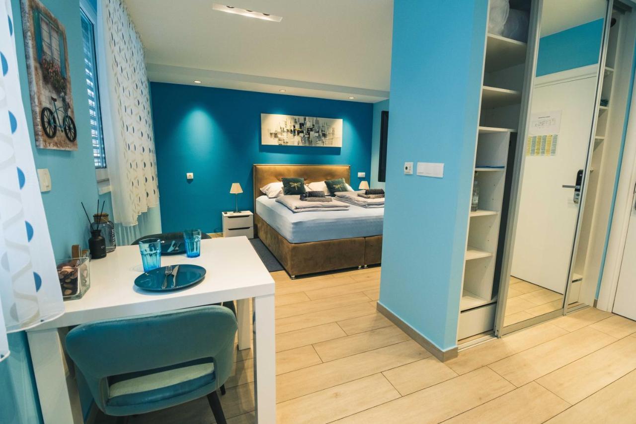 The Place Apartments Hebrangova Zagreb Luaran gambar