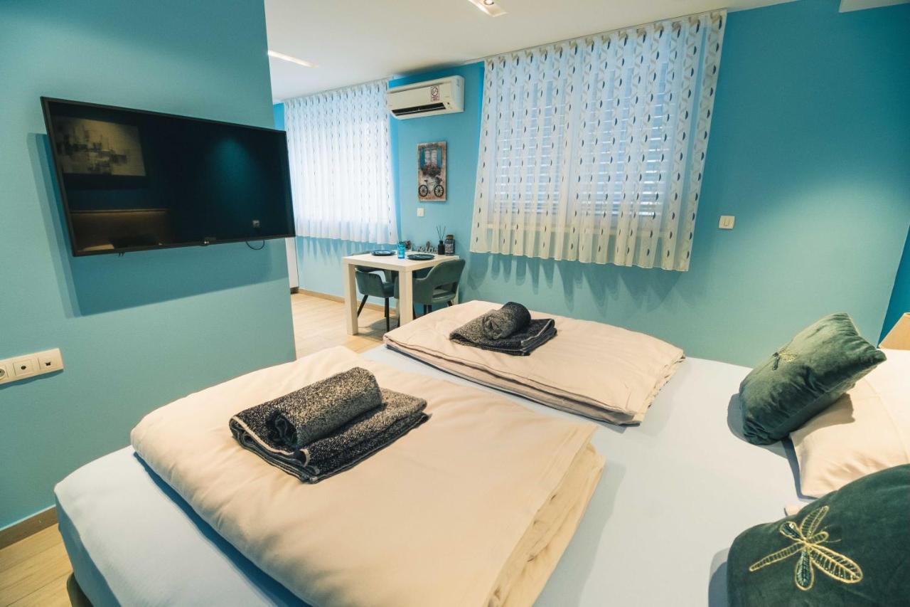 The Place Apartments Hebrangova Zagreb Luaran gambar